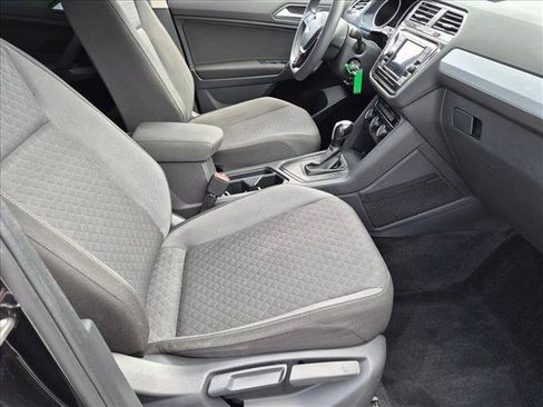 Used 2019 Volkswagen Tiguan S FWD image 19