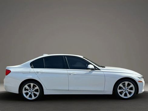 Used 2015 BMW 320i Sedan image 9
