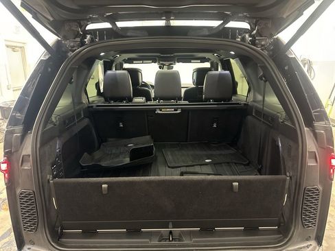 Used 2022 Land Rover Discovery HSE R-Dynamic image 30