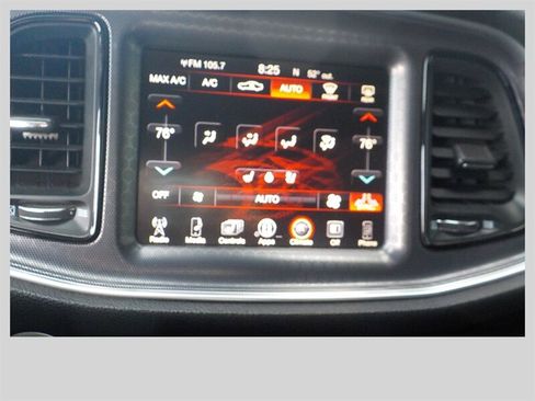 Used 2015 Dodge Challenger R/T Scat Pack w/ Leather Interior Group image 22