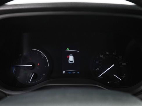 Used 2024 Toyota Sienna LE AWD/4WD image 28