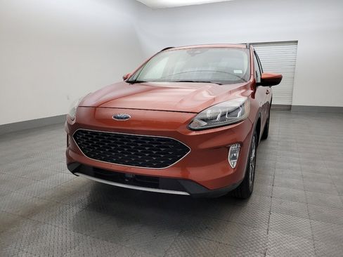 Used 2020 Ford Escape SEL image 15