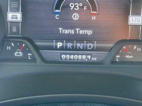 Used 2024 RAM 3500 Laramie AWD/4WD image 26