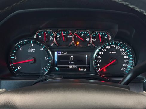 Used 2017 Chevrolet Silverado 1500 LT w/ All Star Edition AWD/4WD image 32