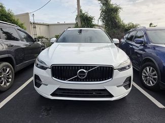 Used 2022 Volvo XC60 B5 Momentum AWD/4WD video 2