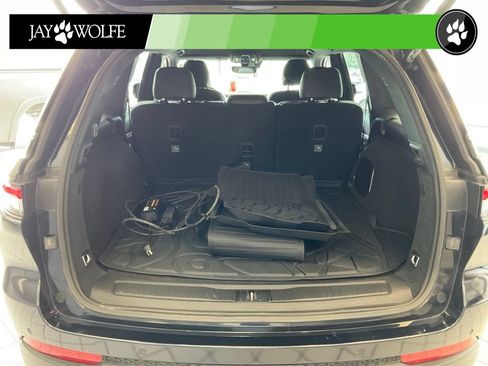 Used 2023 Jeep Grand Cherokee Trailhawk AWD/4WD image 24