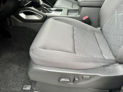 New 2026 Nissan Frontier SV image 15