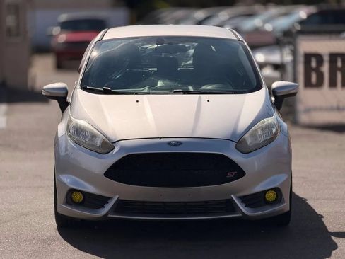 Used 2015 Ford Fiesta ST FWD image 5