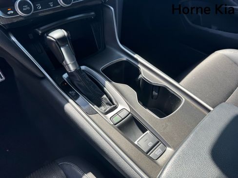 Used 2018 Honda Accord Sport image 24