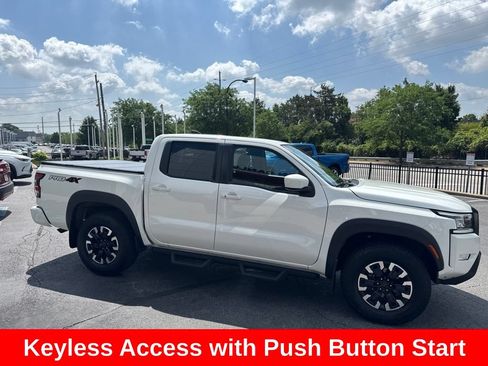 Used 2024 Nissan Frontier PRO-4X w/ Technology Package AWD/4WD image 9