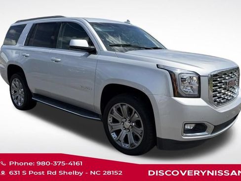 Used 2018 GMC Yukon SLT AWD/4WD image 3