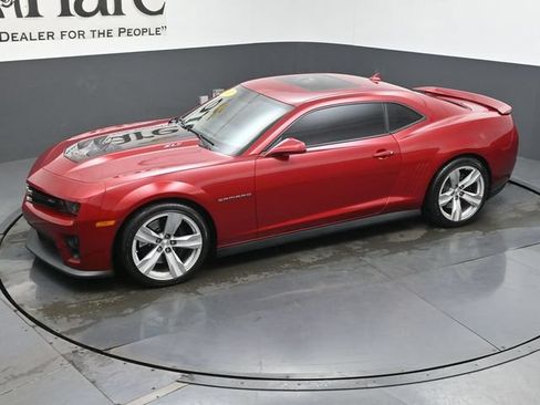 Used 2013 Chevrolet Camaro ZL1 RWD image 37