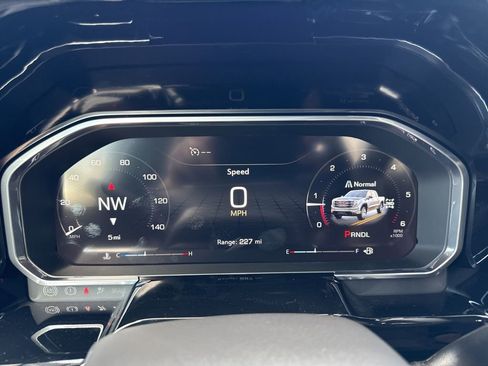 New 2026 GMC Sierra 1500 Elevation image 24