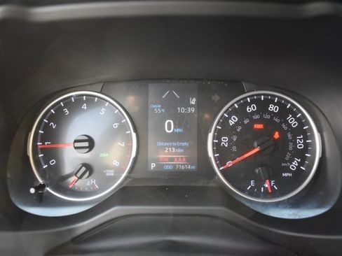 Used 2021 Toyota RAV4 XLE image 23