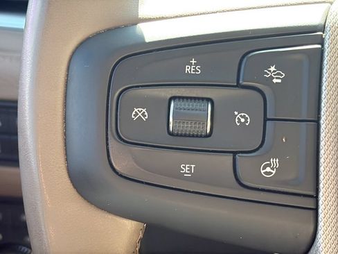 Used 2024 GMC Yukon Denali w/ LPO, Floor Liner Package AWD/4WD image 21