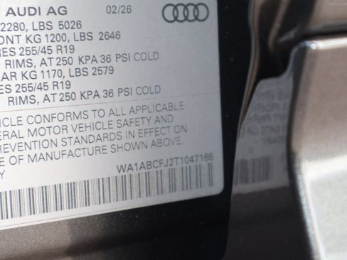 New 2026 Audi Q3 quattro 2.0T AWD/4WD image 26