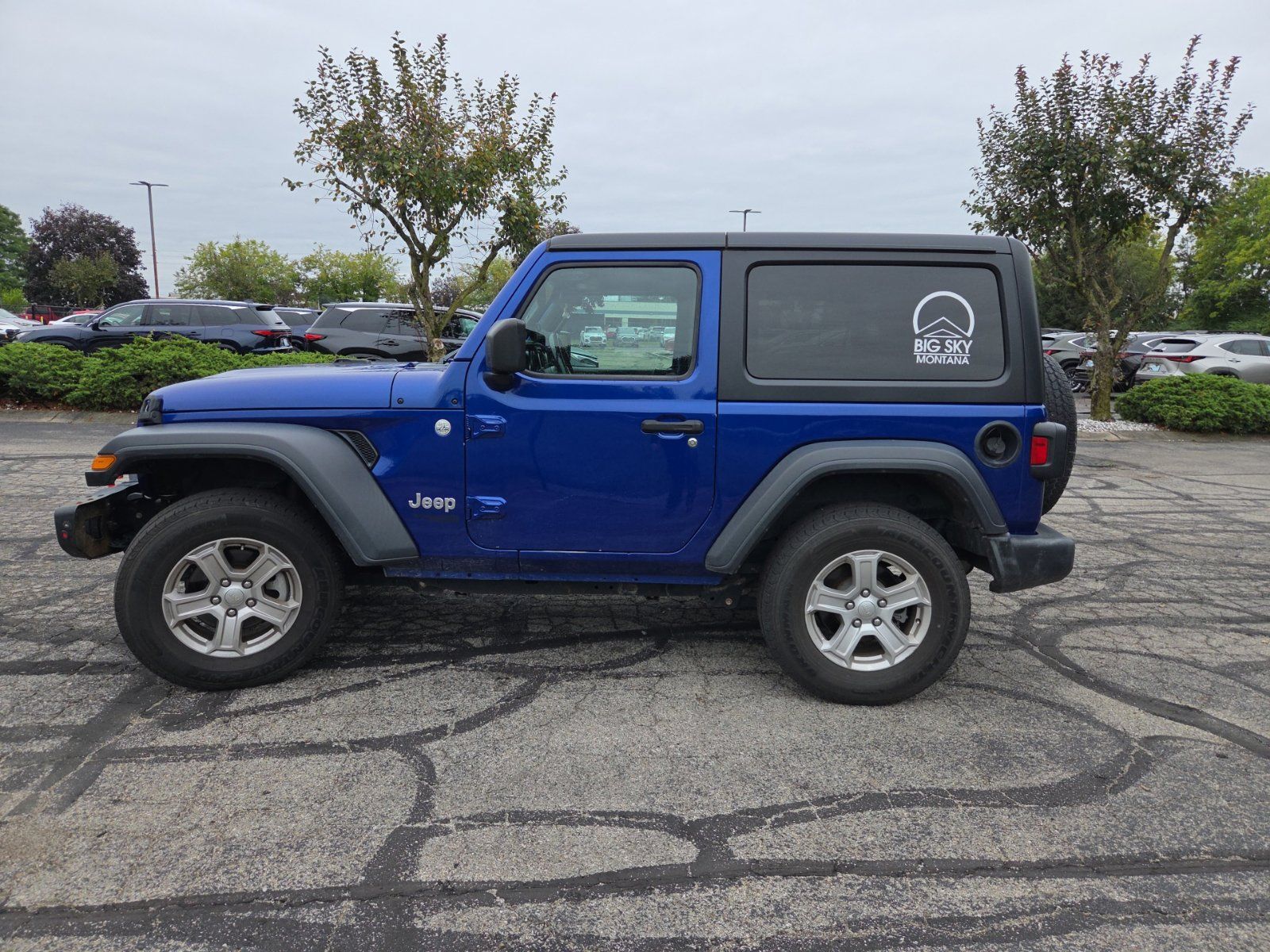 Used 2019 Jeep Wrangler Sport AWD/4WD image 8