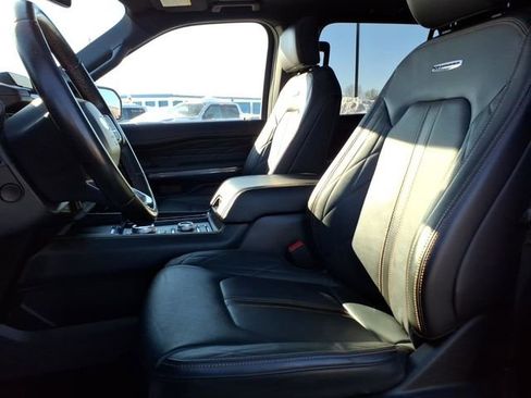 Used 2023 Ford Expedition Max Platinum AWD/4WD image 13