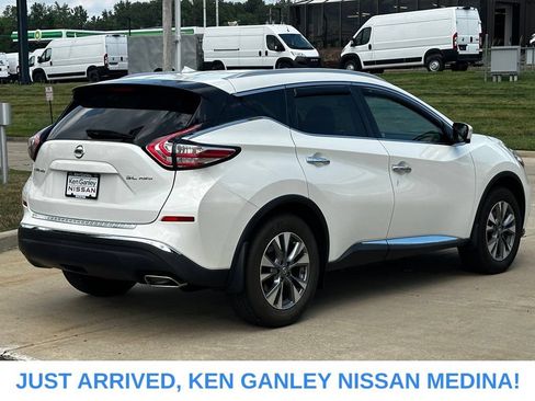 Used 2015 Nissan Murano SL w/ SL Technology Package AWD/4WD image 3