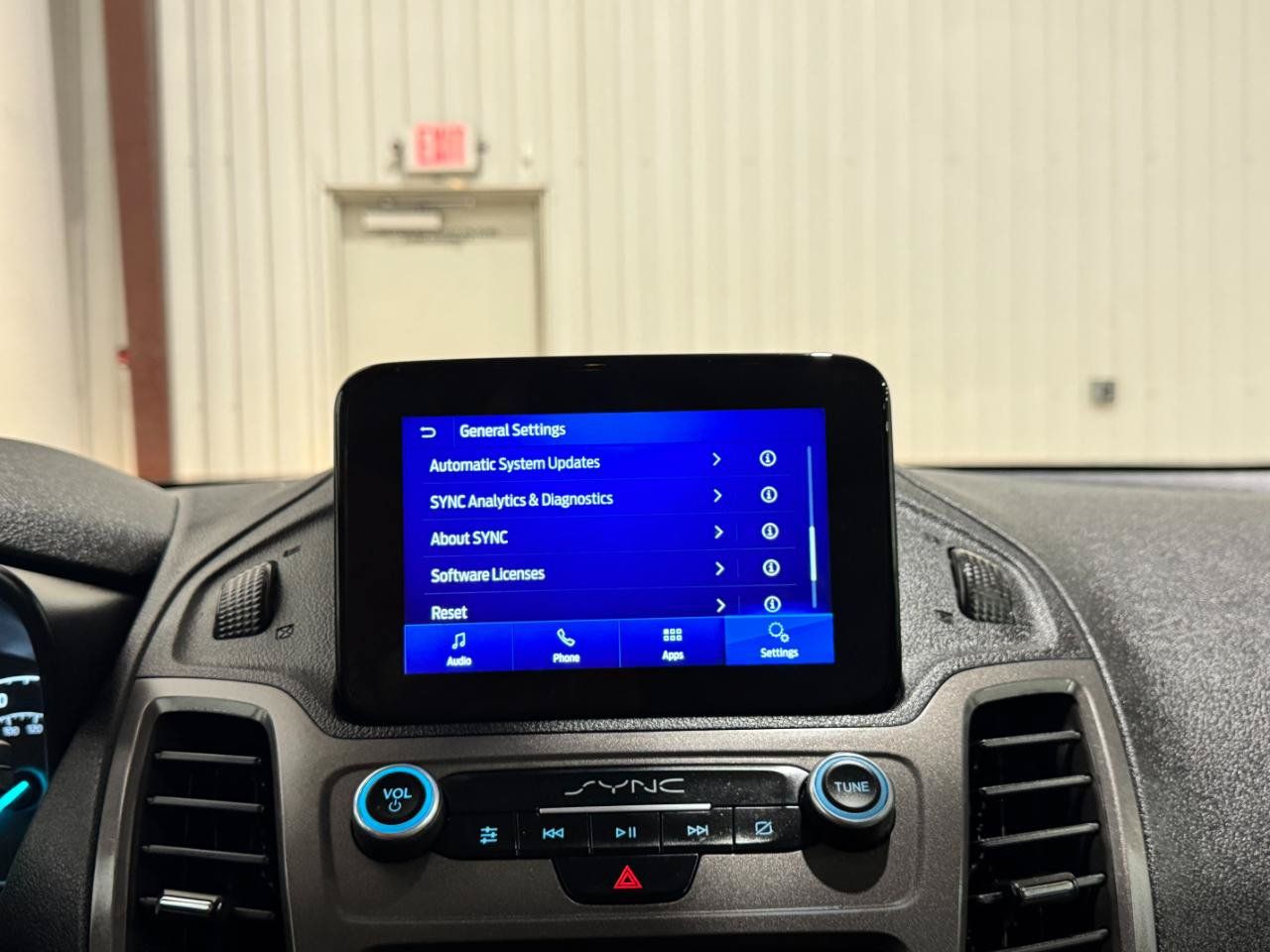 Used 2022 Ford Transit Connect XLT FWD image 40
