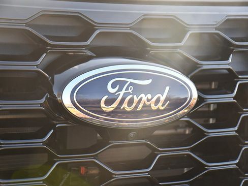 New 2026 Ford Explorer ST w/ Sun And Sound Package image 38