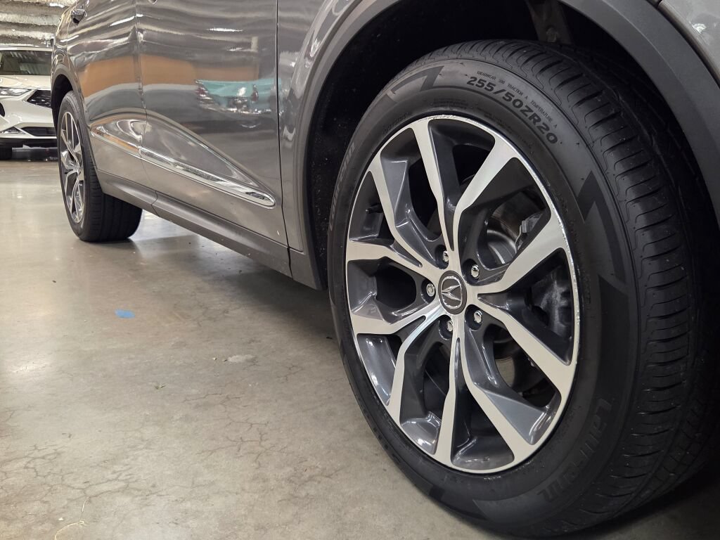 Certified 2023 Acura MDX w/ Technology Package AWD/4WD image 11