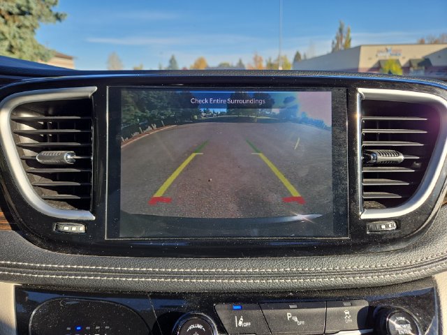 Used 2023 Chrysler Pacifica Limited FWD image 31