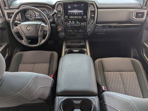 Used 2024 Nissan Titan SV w/ SV Bronze Edition Package image 22