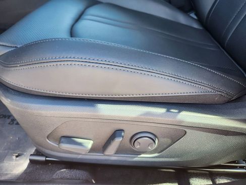 New 2025 Kia K5 EX image 9