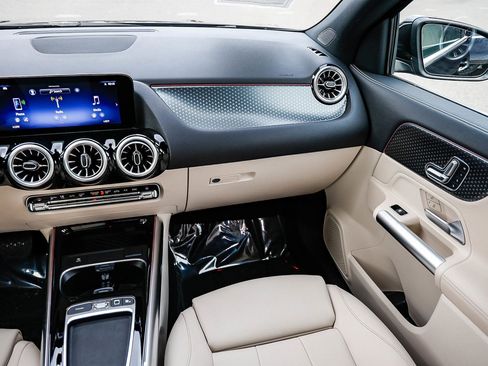 Certified 2025 Mercedes-Benz GLA 250 GLA 250 image 15