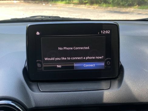 Used 2019 Toyota Yaris LE FWD image 30