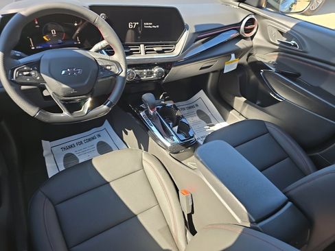 New 2026 Chevrolet Trax RS w/ Driver Confidence Package FWD image 12