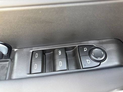 New 2026 Chevrolet Colorado Z71 image 18