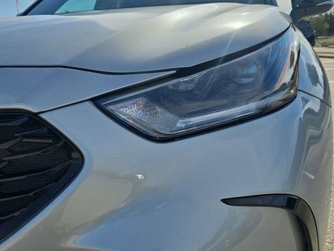 Used 2025 Toyota Highlander XSE image 33
