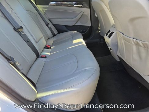 Used 2019 Hyundai Sonata Limited image 16