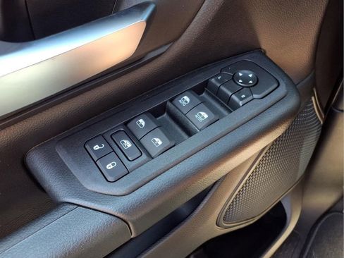 New 2026 RAM 1500 Express AWD/4WD image 16