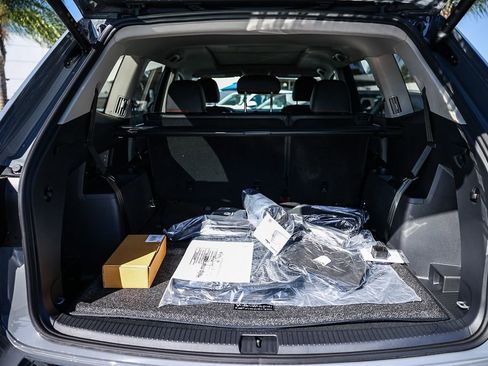 New 2026 Volkswagen Atlas Peak Edition image 21
