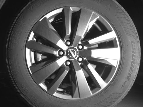 Used 2025 Nissan Pathfinder SV AWD/4WD image 12