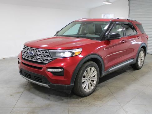 Used 2021 Ford Explorer Limited w/ Equipment Group 301A image 4