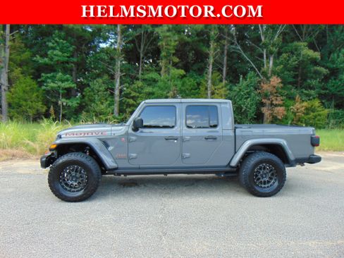 Used 2021 Jeep Gladiator Mojave AWD/4WD image 1