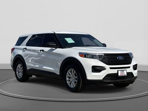 Certified 2021 Ford Explorer Base image 4