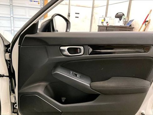Used 2023 Honda Civic EX image 23