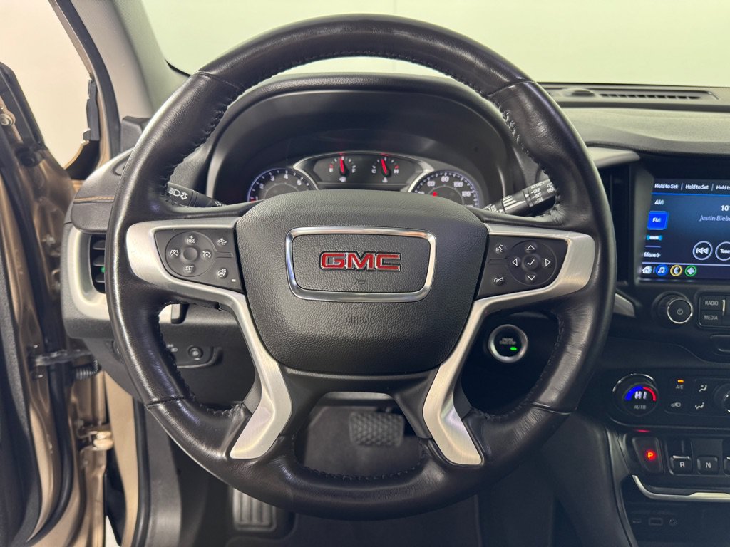 Used 2018 GMC Terrain SLT w/ Preferred Package FWD image 14