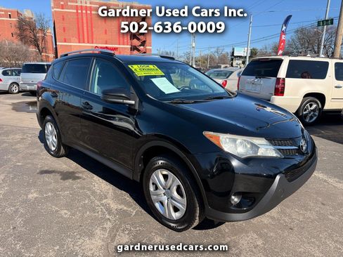 Used 2013 Toyota RAV4 LE image 1