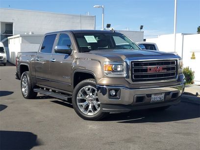 Used 2015 GMC Sierra 1500 SLT w/ SLT Crew Cab Value Package