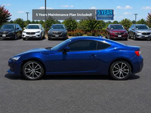 Used 2019 Toyota 86 RWD image 2