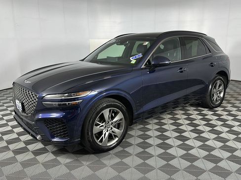 Used 2025 Genesis GV70 3.5T Sport AWD/4WD image 5