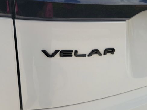 Used 2025 Land Rover Range Rover Velar Dynamic SE AWD/4WD image 7