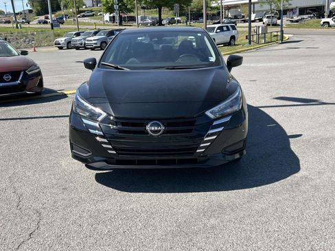 Used 2025 Nissan Versa SV FWD image 8