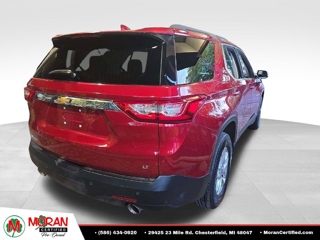 Used 2020 Chevrolet Traverse LT FWD image 2